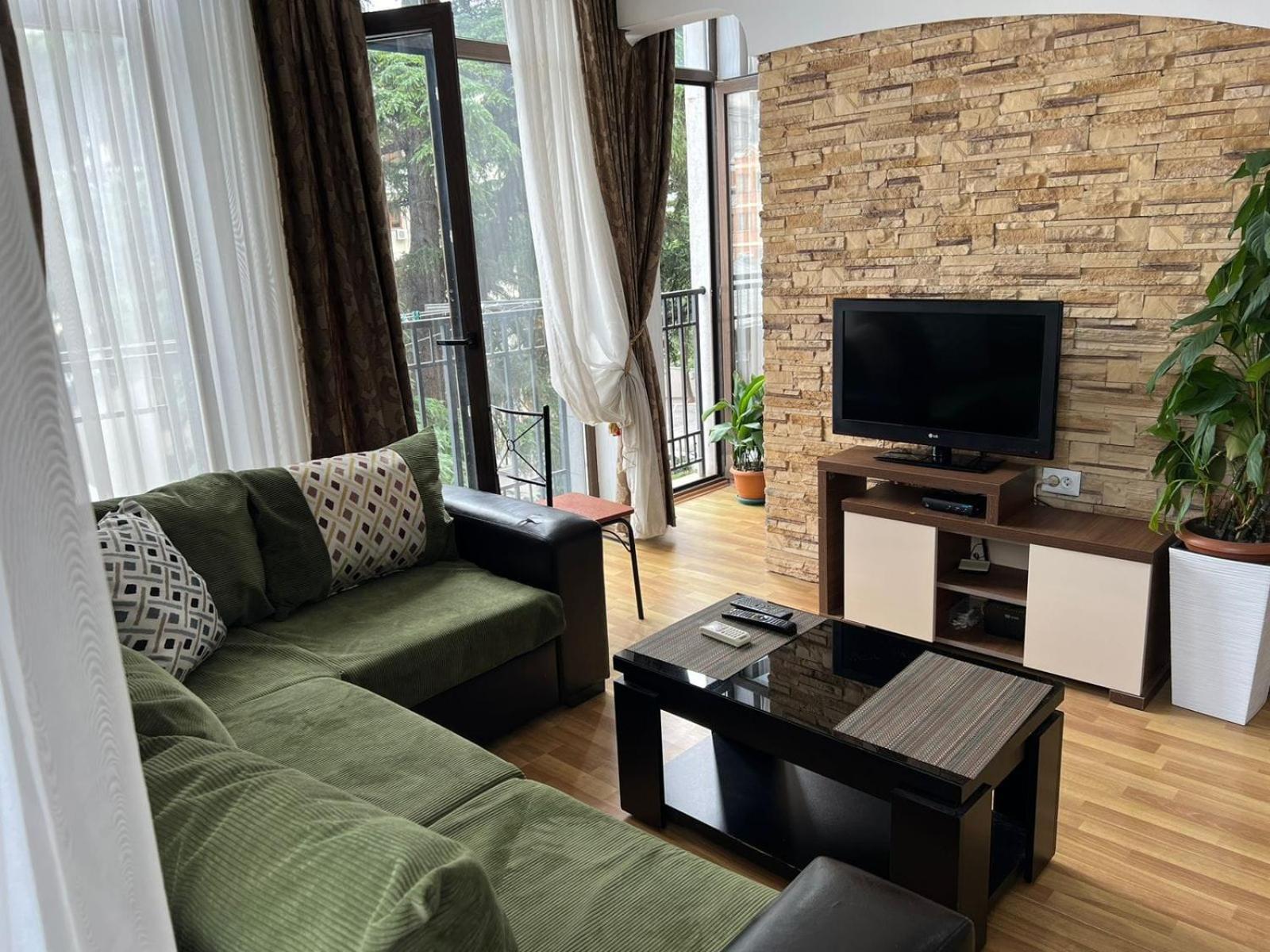 Cozy Apartment In The City Center Mtatsminda Tbilisi Esterno foto