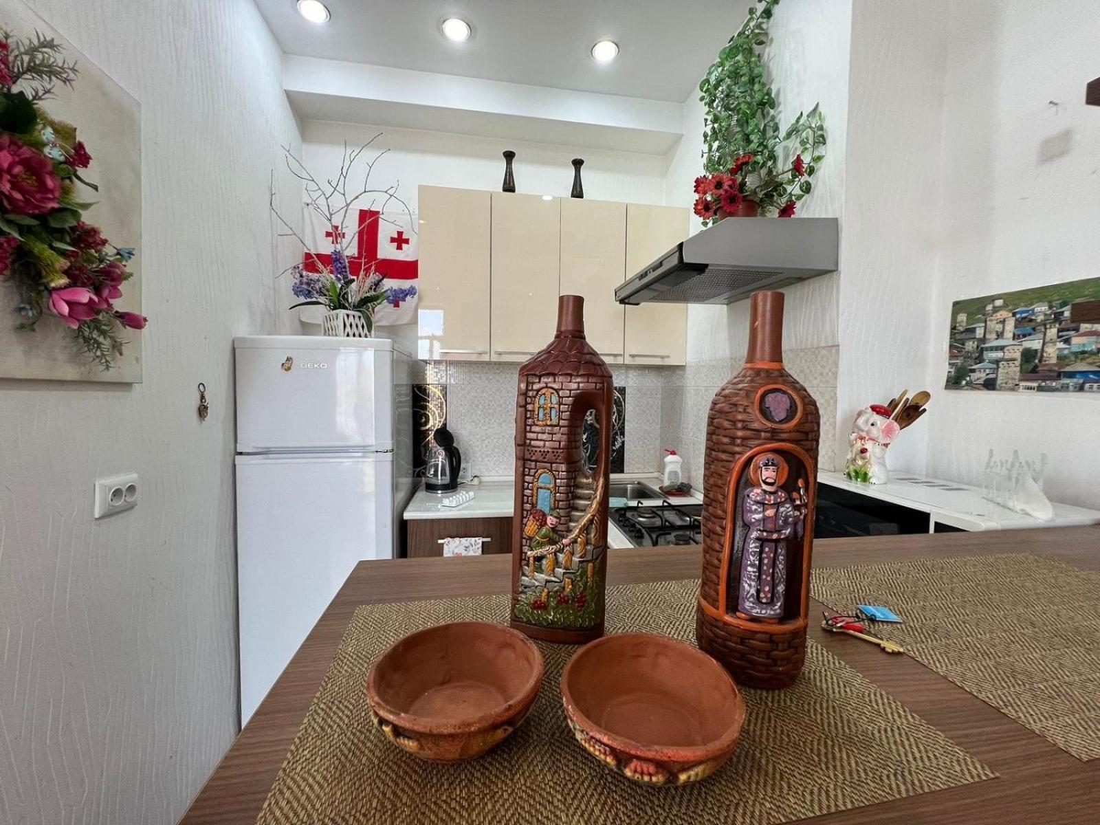 Cozy Apartment In The City Center Mtatsminda Tbilisi Esterno foto